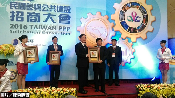 招商績效冠全國　高市府獲「招商卓越獎」