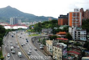 車位產權不清 停拍王又曾樓中樓