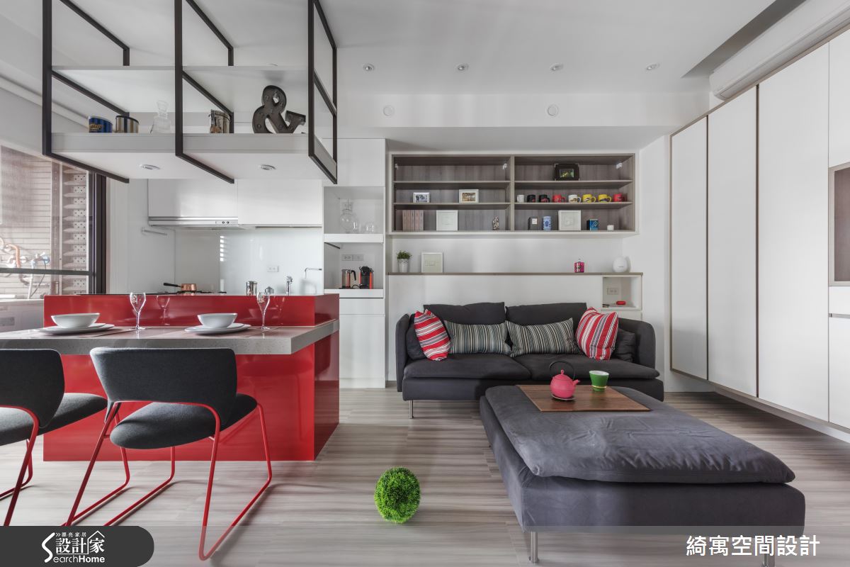 坐擁時尚都會天際線  12 坪夾層竟有 VIP 更衣間和大浴缸！