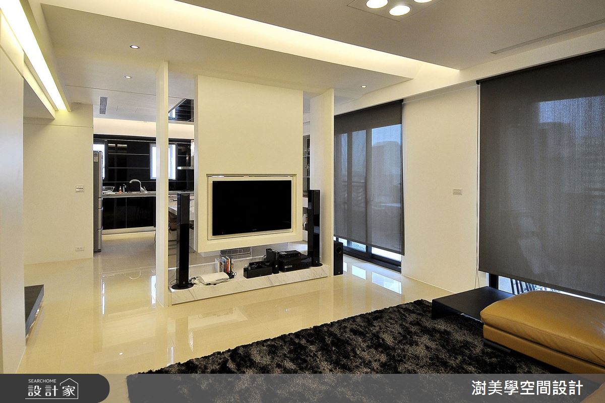 在深黑琴鍵上跳躍！大陽台、回字動線的時尚樓中樓