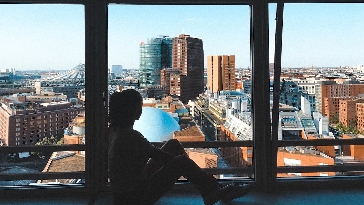 媽幫弟出頭期款 家裡房子也給他！姊自嘲：是我不知足