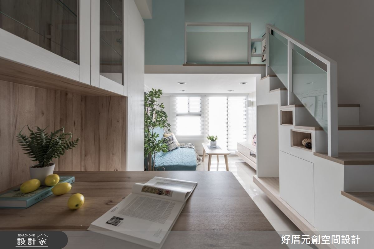 延展13坪北歐風樓中樓小宅秘訣！吧檯營造咖啡廳用餐氛圍，善用垂直高度...