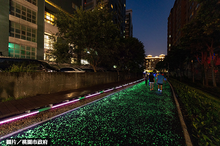 變身星光大道 桃林鐵路路廊活化完工