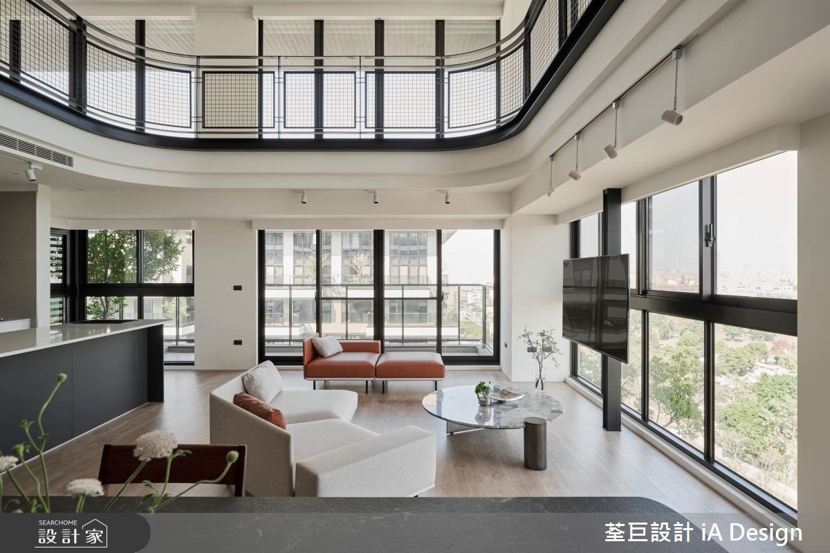 60 坪開放式時尚樓中樓，美景採光與隱私兼顧
