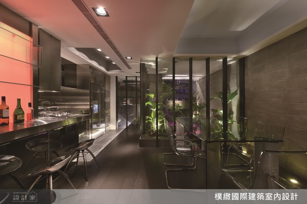 融合夜店風與科技感  32坪老屋質感重生