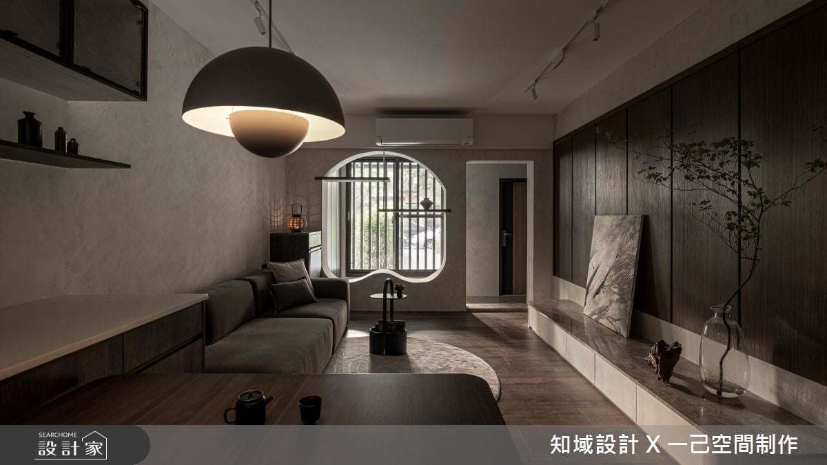 禪風入庭院，侘寂家居靜！ 22 坪中古屋大翻新，塗料鏝抹與造型玄關屏風...