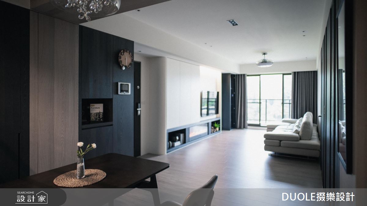 你的大客廳，她的美臥房，在 30 坪混搭宅一次滿足