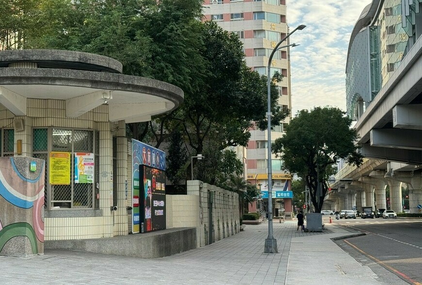 房價成「最佳避孕藥」？在孩子與房子...