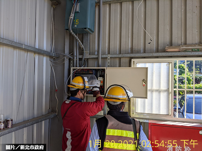 遏止違章工廠 新北市強斷水電