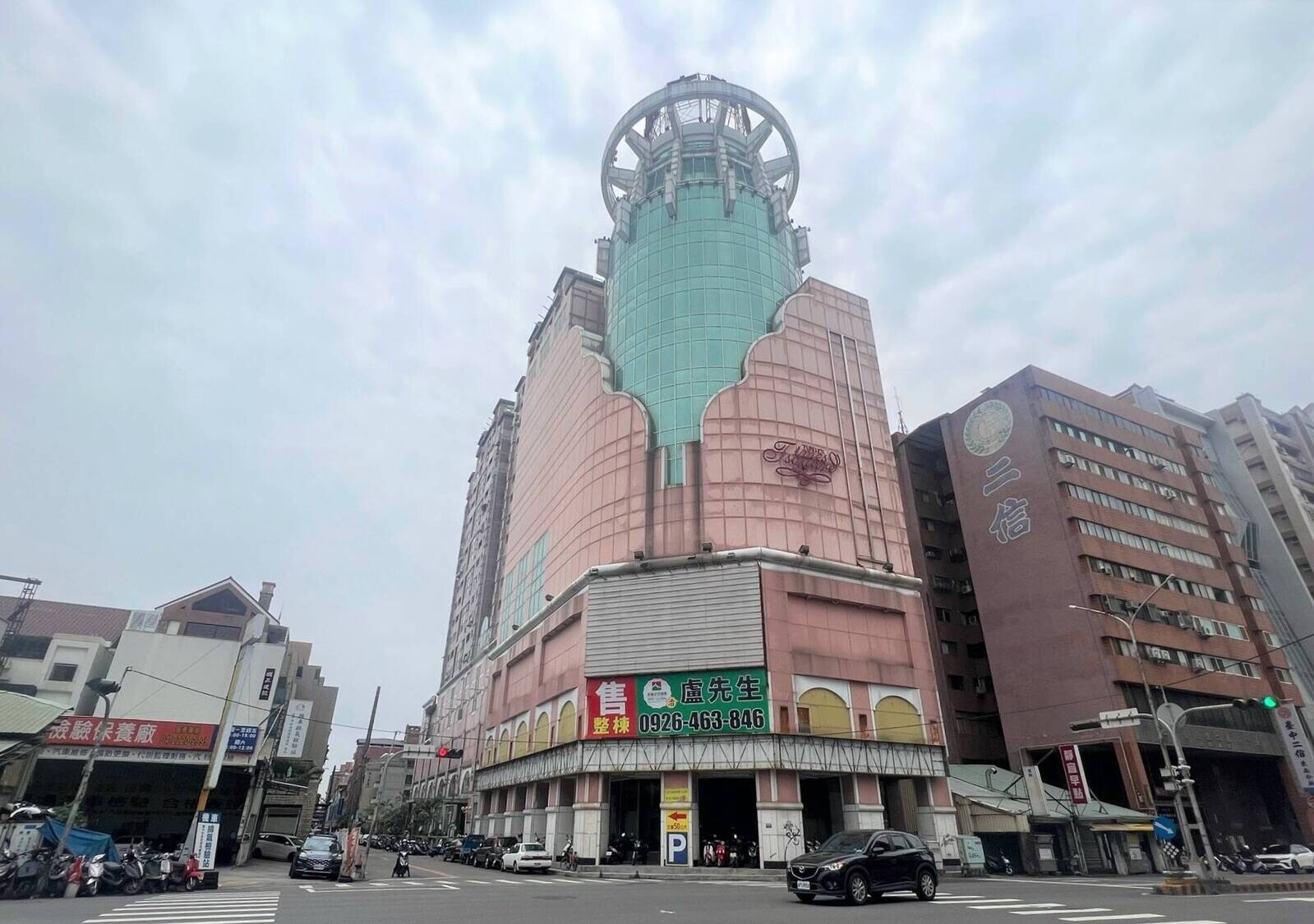 信義全球資產管理公司公開標售大台中車站商圈萬坪商場。