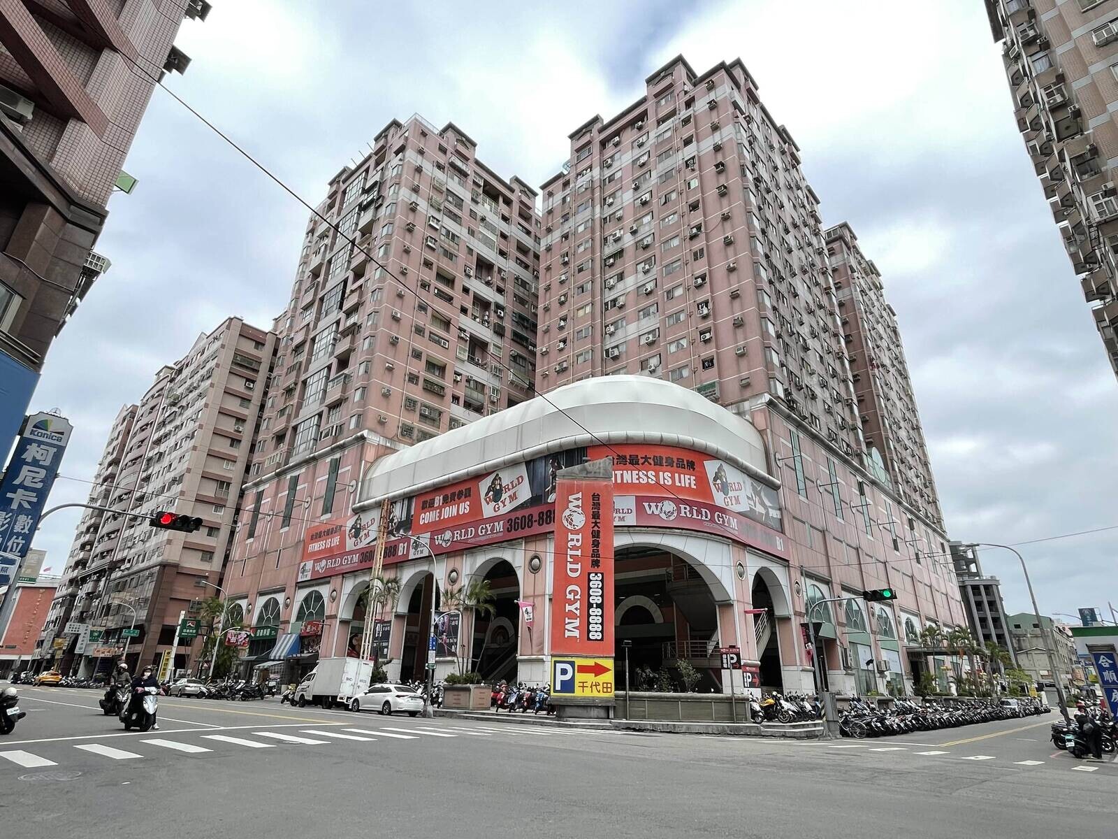 信義全球公開標售 大台中車站商圈萬坪商場