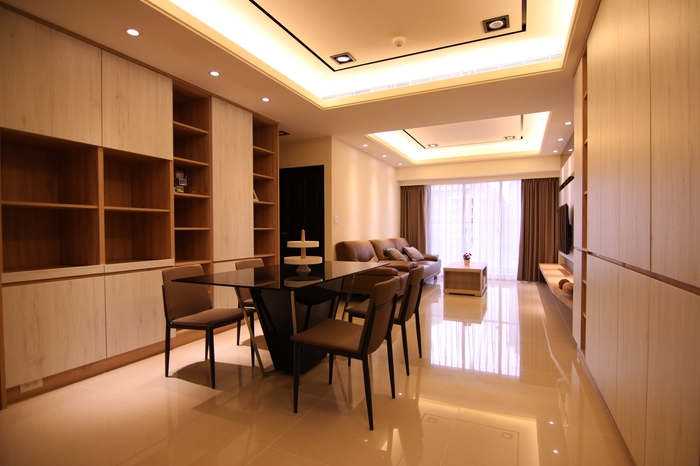 清新木質風　品味山川圍繞的新市鎮