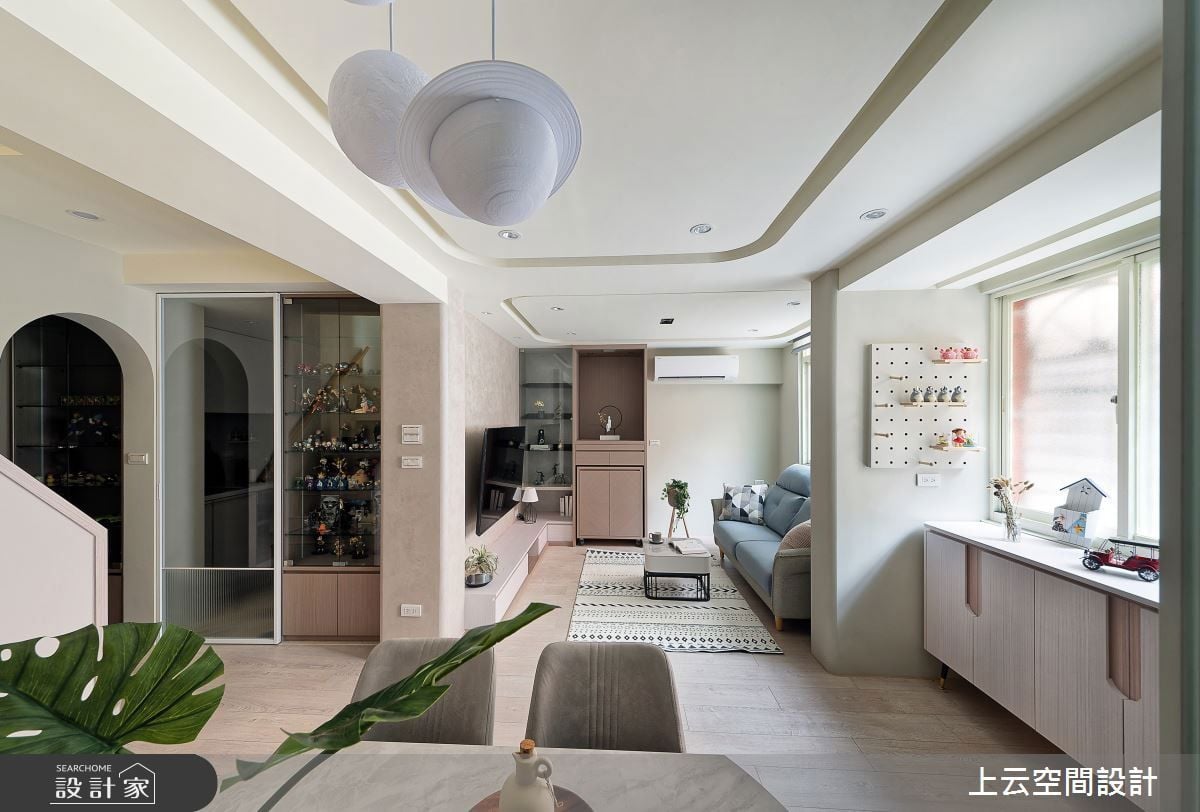 乘載你的童心未泯！中古老屋翻新質感混搭宅，化身屋主最愛公仔基地！ 