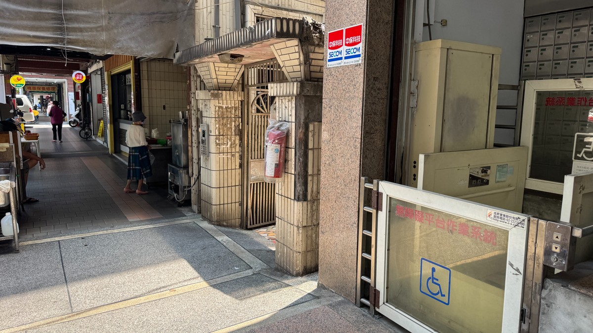 舊公寓裝電梯免車位代金才合理！若按市價計算　補助最後仍是民眾買單