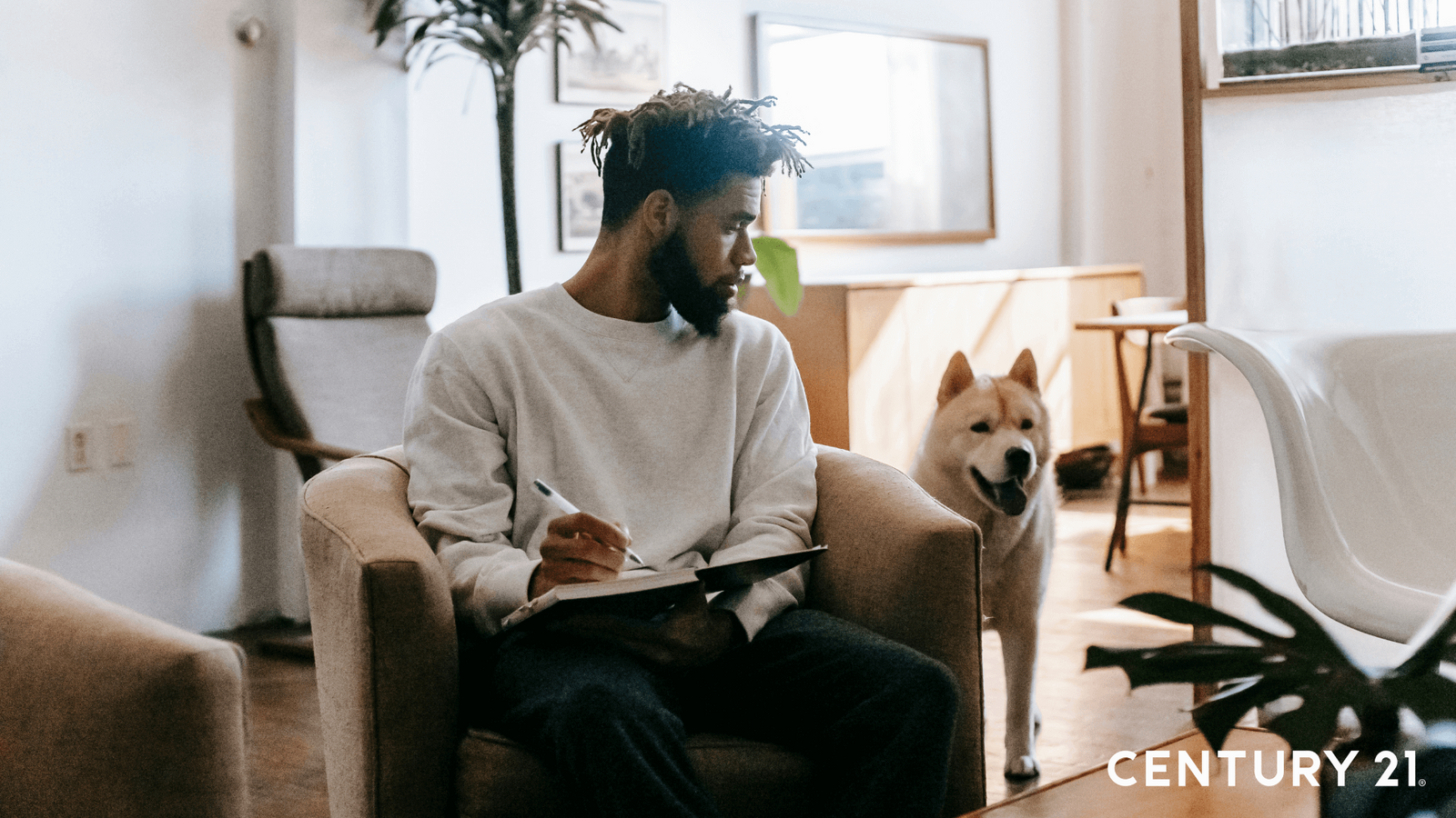 21世紀不動產企劃研究室指出，如何規劃出人寵皆舒適的空間成了大學問（圖片來源_21世紀不動產）