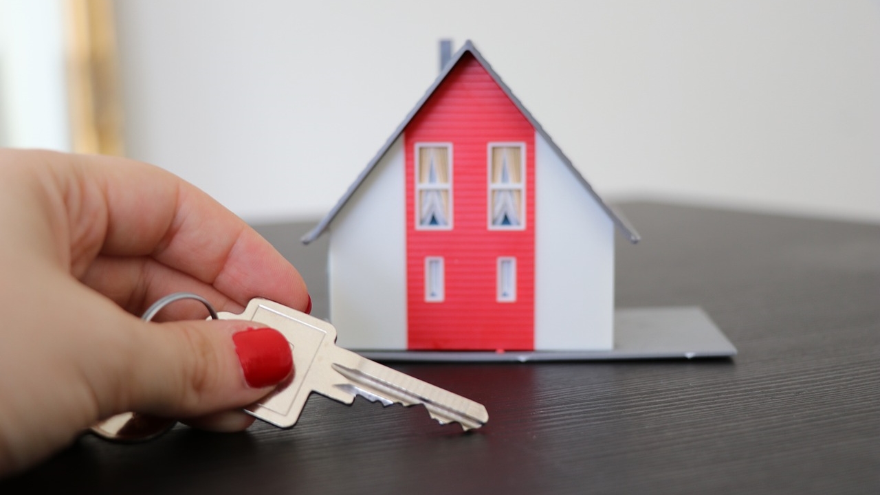 房價跌買的人就會變多？ 內行人曝真相：更不敢買