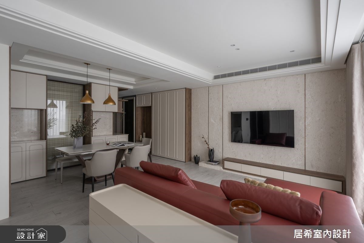 最喜歡的退休時光從此展開！高雅燕麥色的新古典風，與熱鬧無比的聚會大客廳