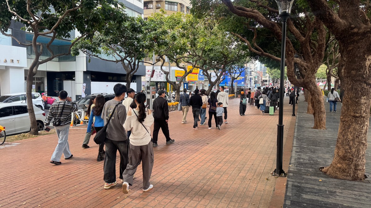 補貼越多、房價越漲！撒錢幫房東抬轎，卻把社宅承諾砍到見骨 年輕人又被...