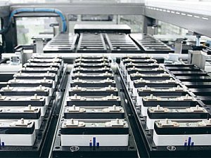 本業翻轉黑馬奔騰