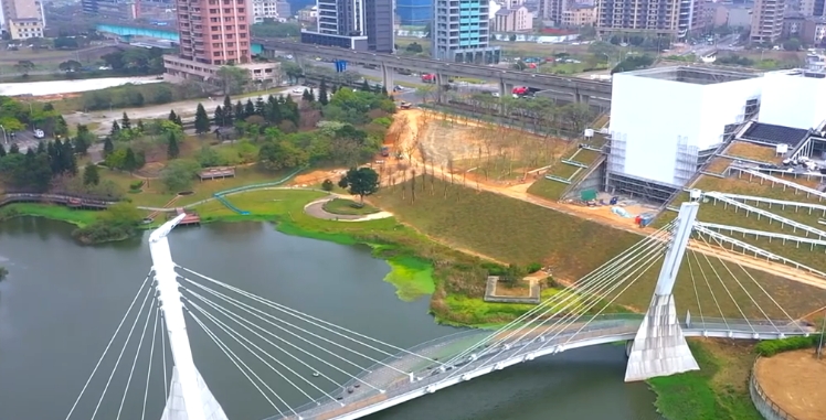 住青埔1年驚見「8大奇觀」 在地人淚嘆：太真實