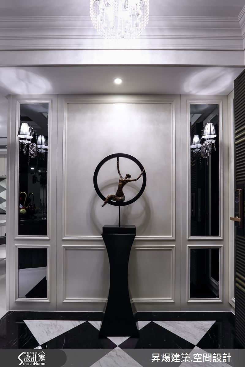 黑白時尚木色沉穩 放大小豪宅的暖感與品味