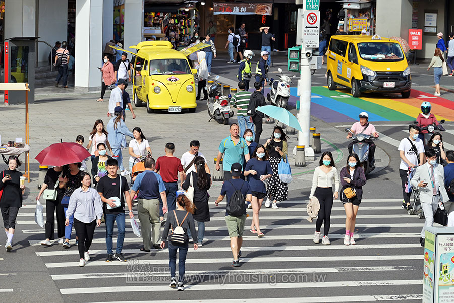 雙子星案速發建照 議員憂重演美河市