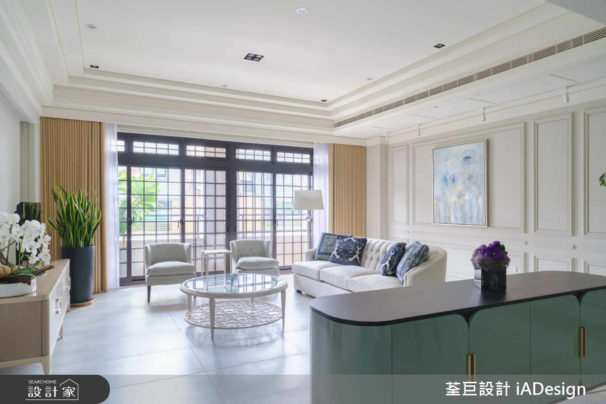 簡約白系新古典美學，35 坪展現豪宅般風雅品味