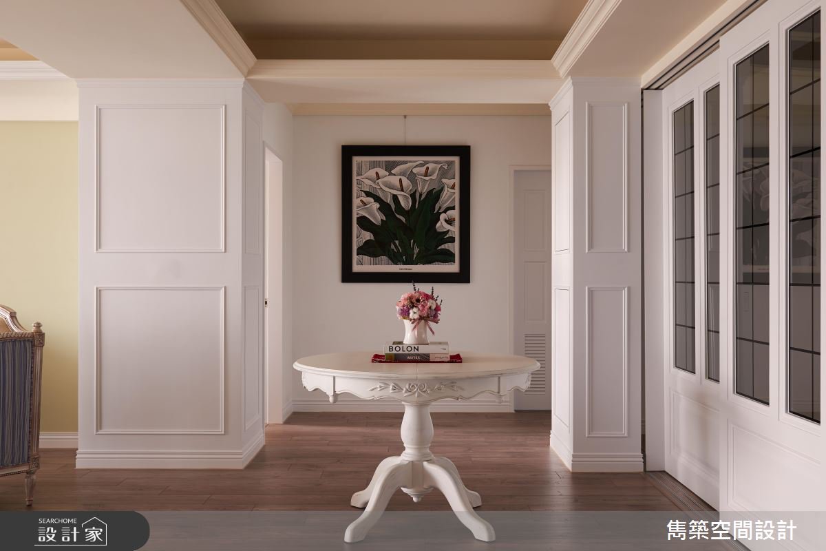 好的鄉村風設計，首先你需要好廚房以及一面大書牆