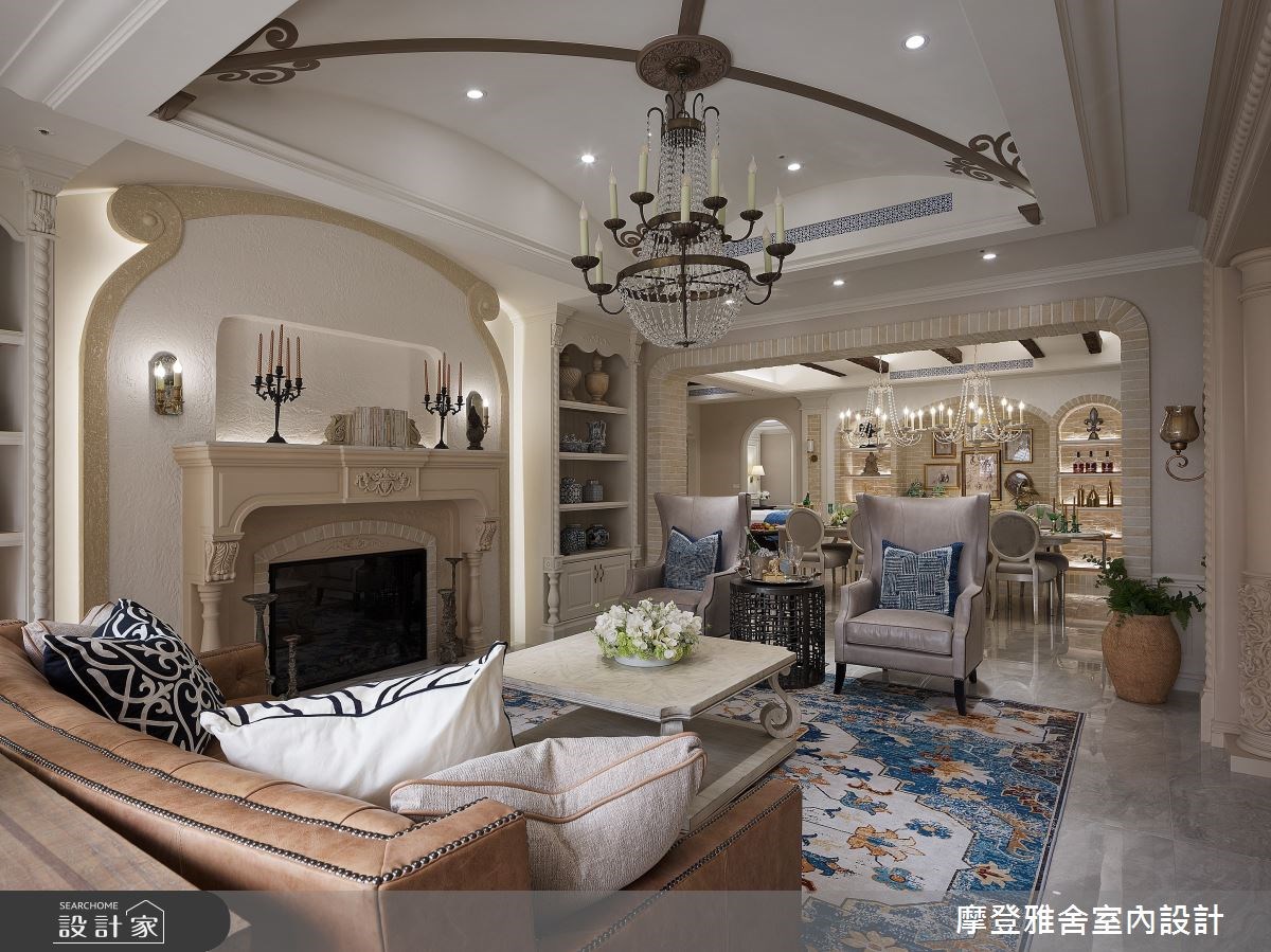 老豪宅蛻變歐洲莊園古堡！曲線設計融合建築雕刻和壁畫，120坪住宅蘊藏上...