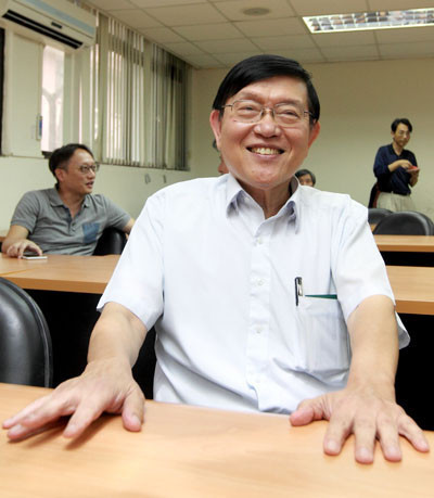 好久不見！張汝京「愛台灣」掛嘴邊　ＬＥＤ話題侃侃而談