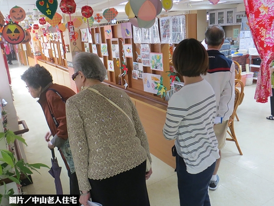 老人空寓太孤單　議員推學生共居