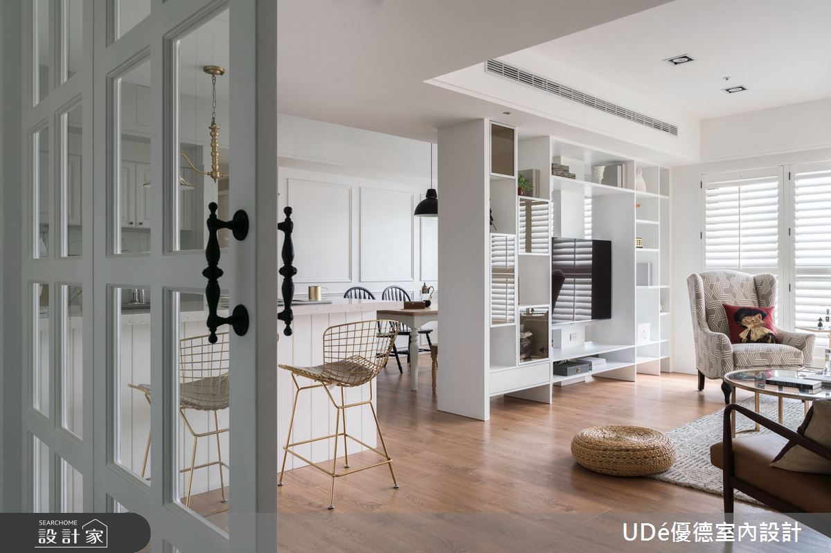 35 坪白系質感「輕美式風」，白線板 + 白百葉窗打造完美光感宅