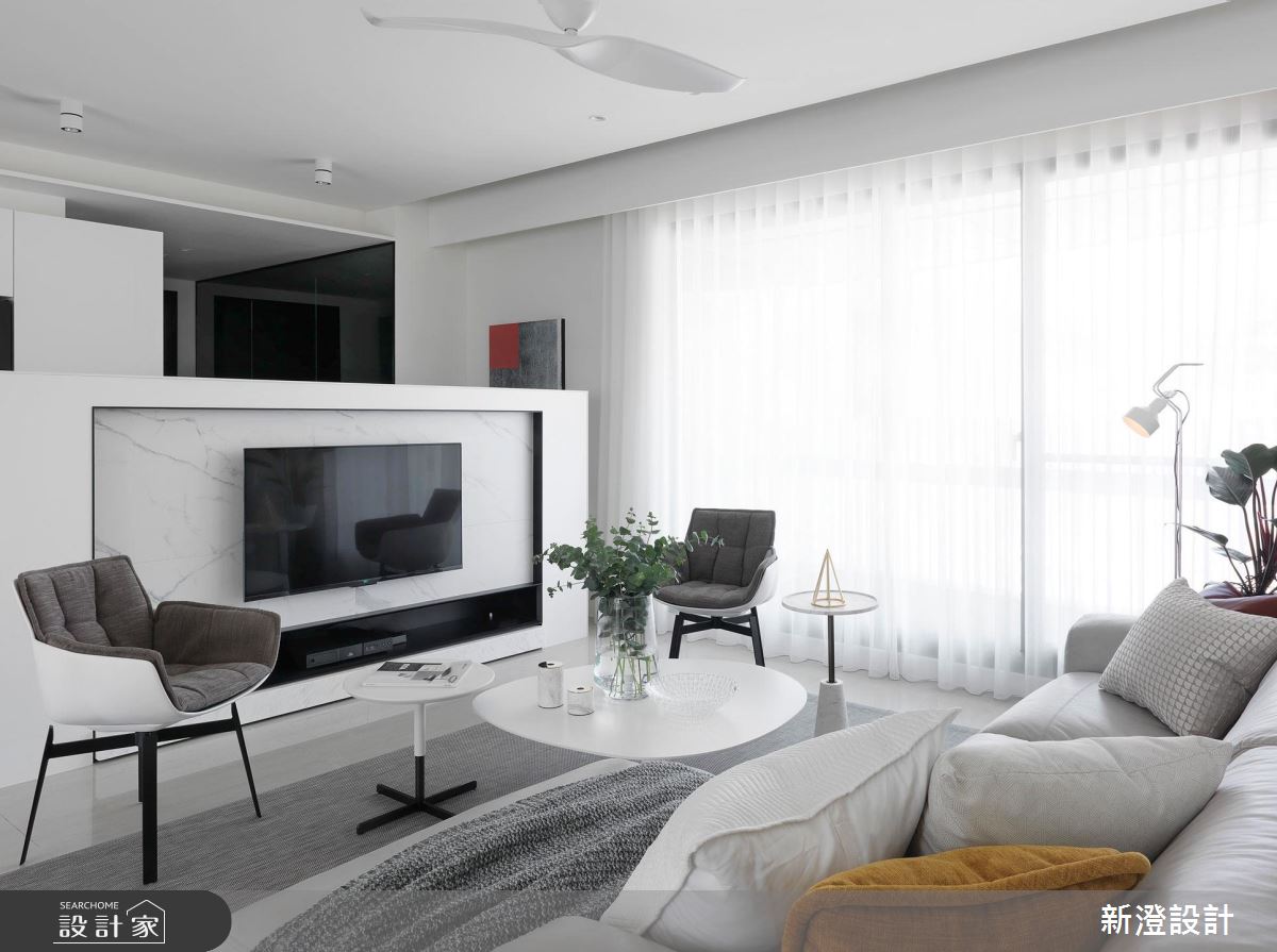 純白系主義！清新感滿分的 47 坪簡約風居所