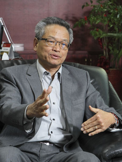 中投董事長陳樹攤開黨產財報 依然無法解惑