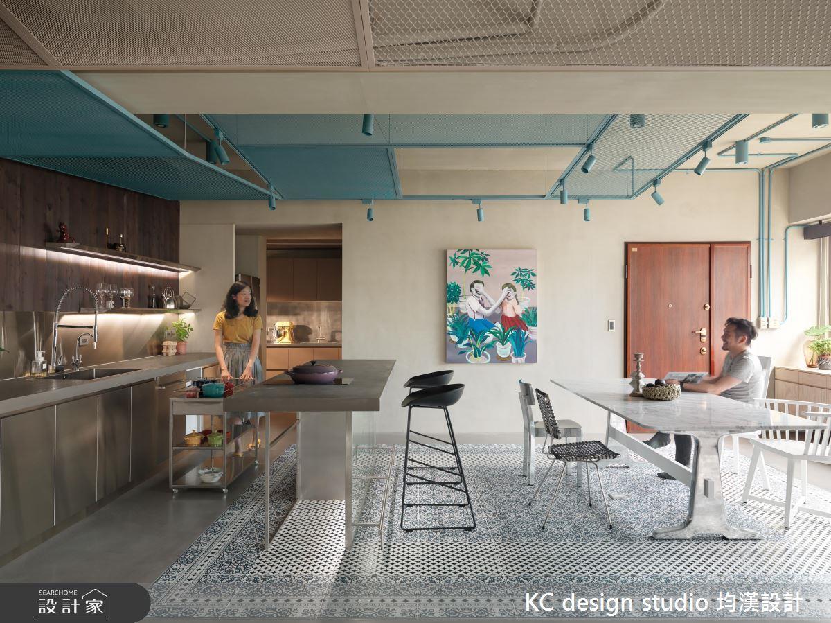 不但美，還要實用！單身、新婚、小家庭的多功能客餐廳設計X 5