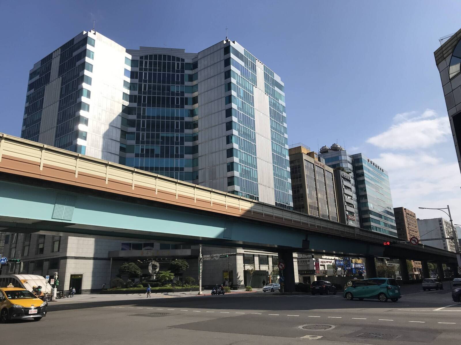 房市買氣壓抑四個月  9月房市拚「利空出盡」