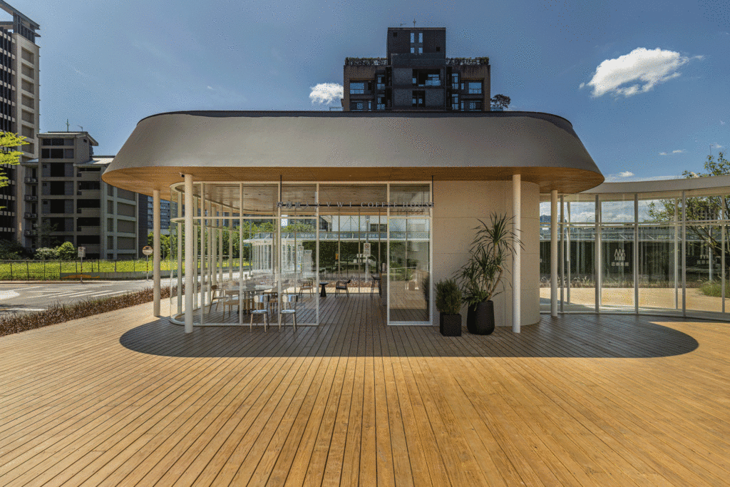 接待中心比拚建商軟實力 咖啡香、藝文策展受賞屋民眾青睞