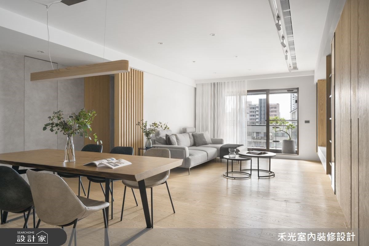 隔柵、日式障子門與窗邊臥榻，替屋主 35 坪無印風住宅訂閱了一年四季的...