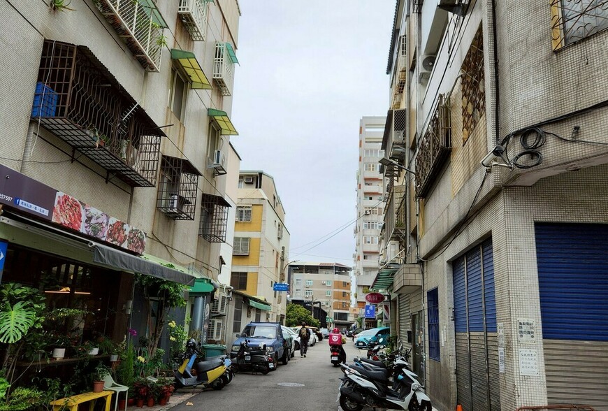 公寓噪音大戰全面開打！夜半歌聲VS幼兒奔跑　專家曝「聲音共生」殘酷真相