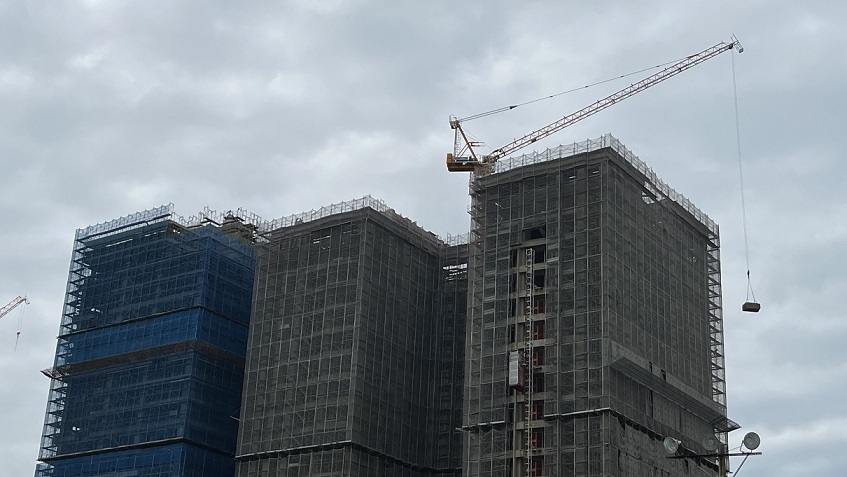 鮑爾「最終利率」是房市毒藥？ 學者示警：恐掀建商斷頭潮