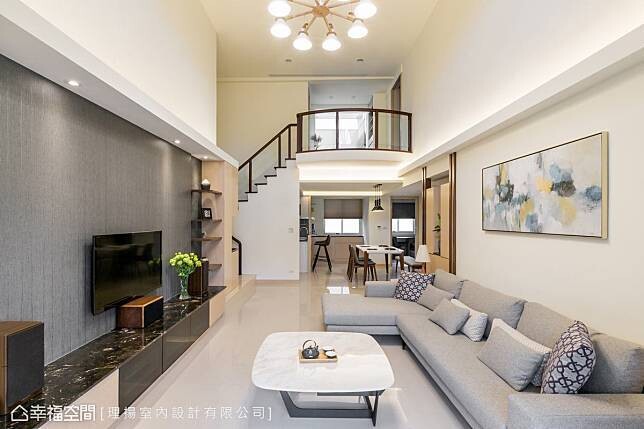 慘不忍睹屋況 30年老屋現生命曙光