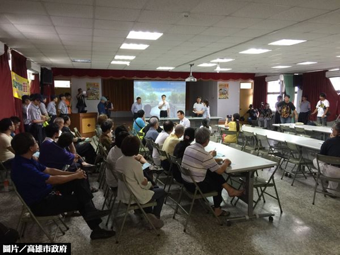 旗山大溝頂拆遷　居民憤而離席