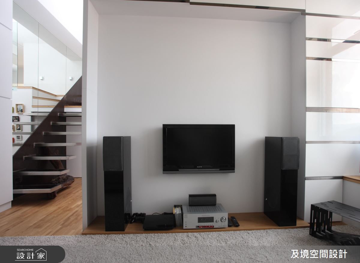 怎麼可能只有 13 坪！宛如身處北歐的超開闊個性純白夾層