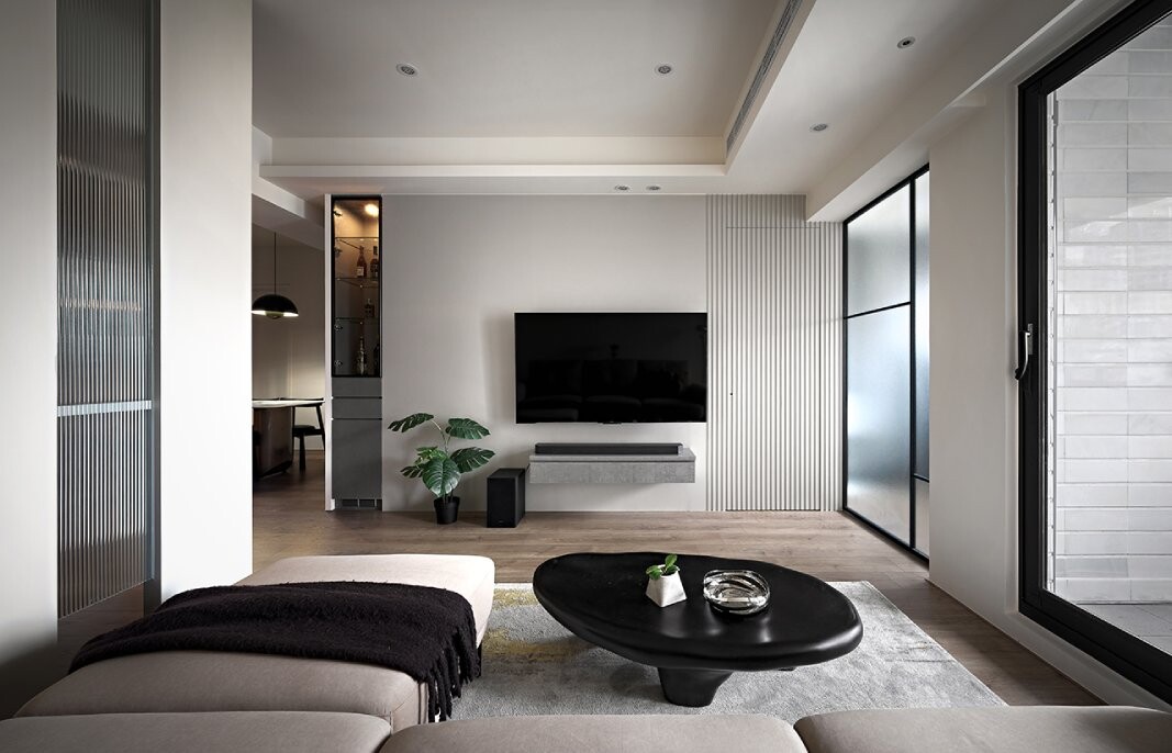 走入黑白灰的深邃   品味以簡馭繁的設計美學