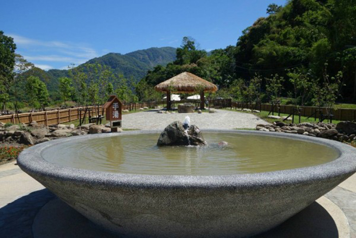 泉能鑿醒沈睡七年泉脈　市府邀民眾寶來泡湯過暖冬