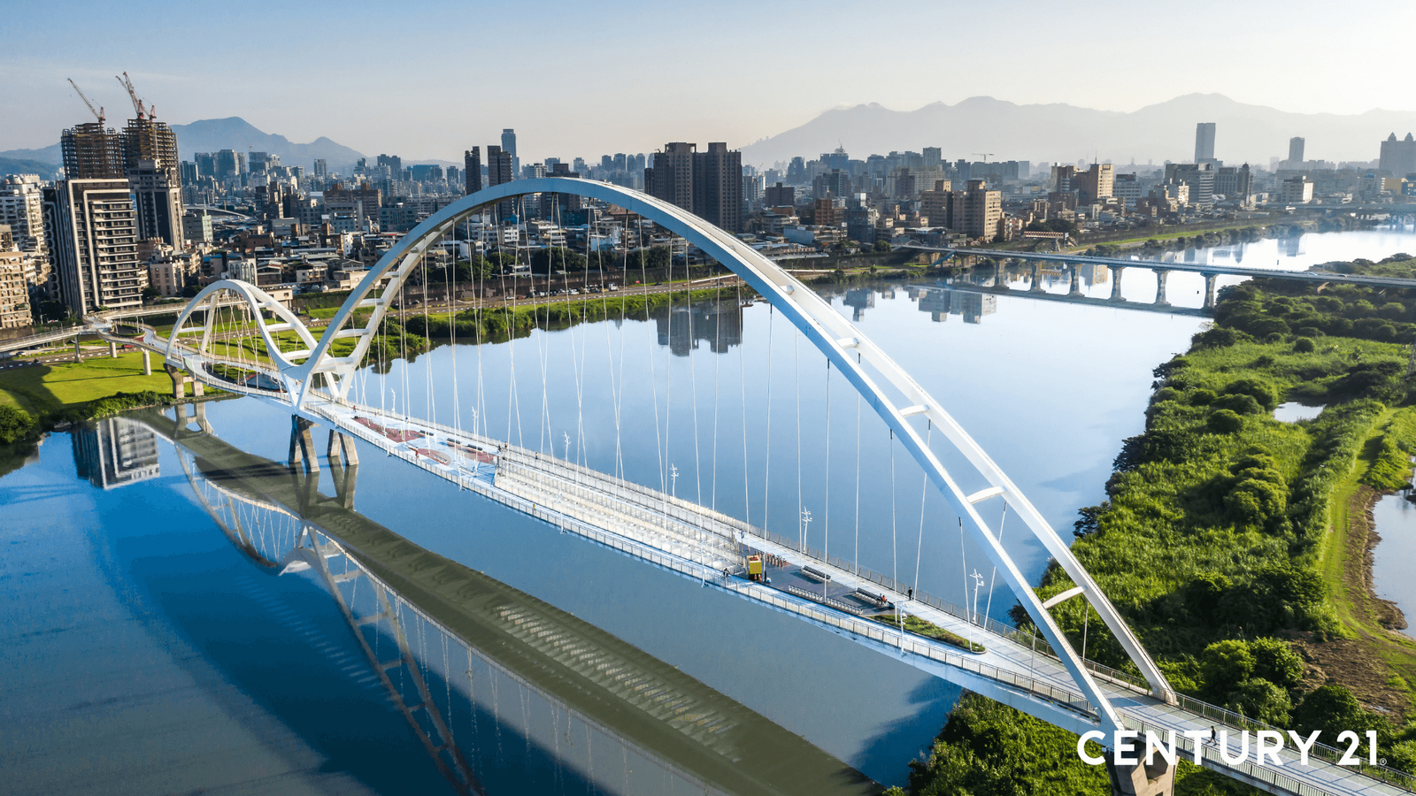 新北自住客堅持買在板橋江子翠4年，每坪悄漲10萬！（圖片來源 _ 21世紀不動產）