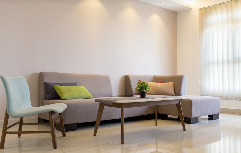 小黃夫妻「月收20萬」想買房 見新竹房價慌了：越看越心寒