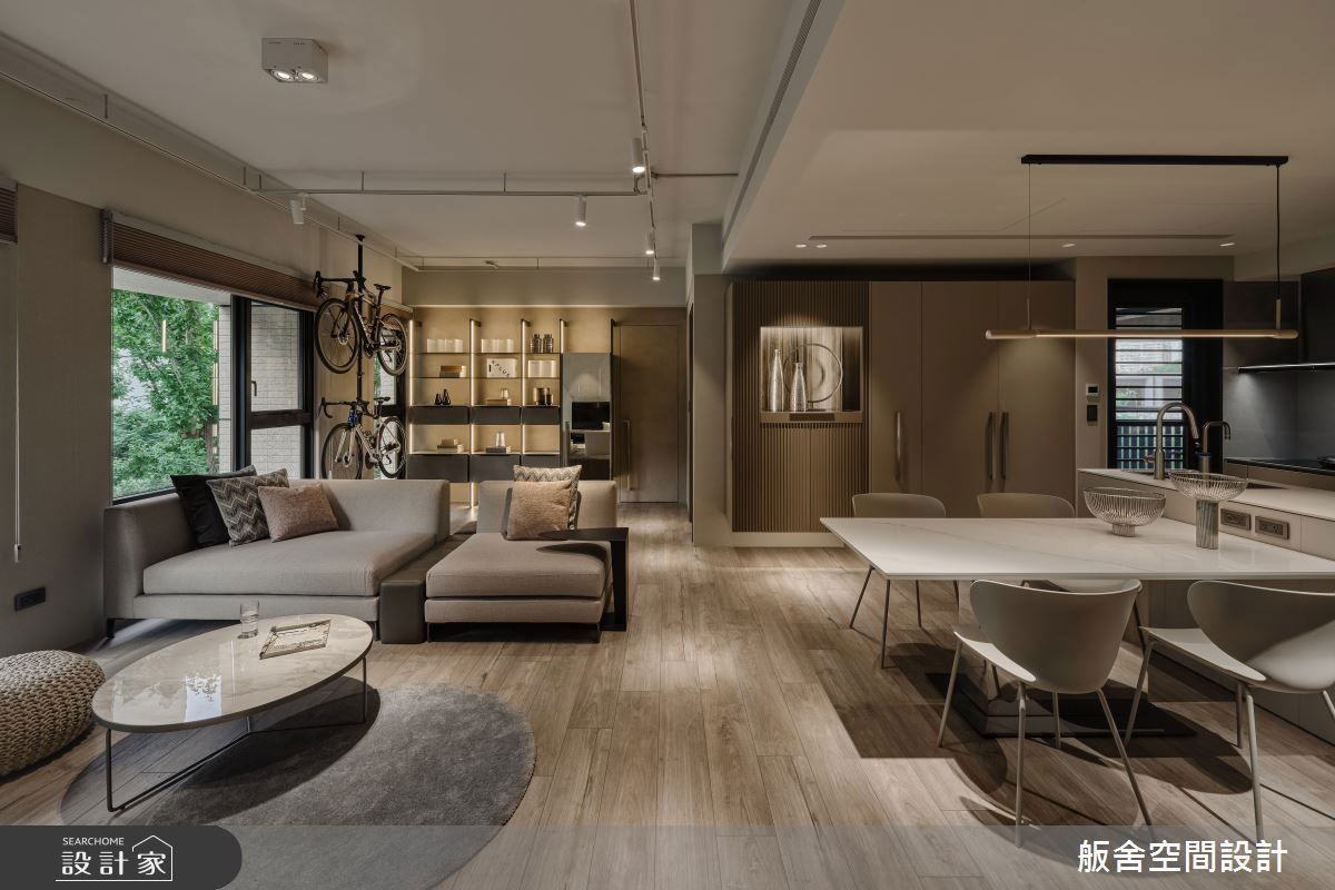 小坪數也有滿滿活動空間！21 坪預售屋訂製腳踏車架，專屬健身空間打造有...