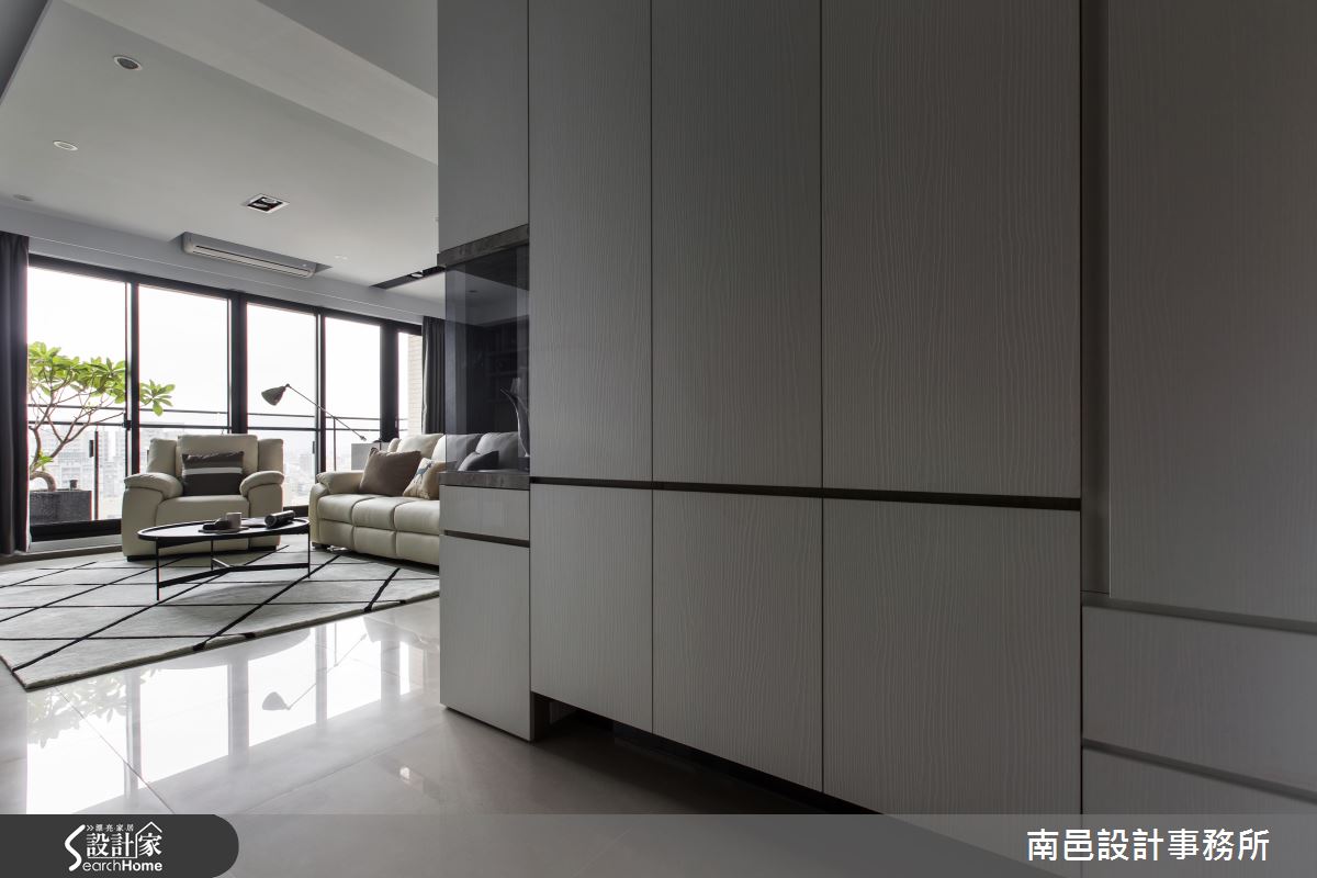 自然紋理X簡約質感 通通融進32坪現代宅居