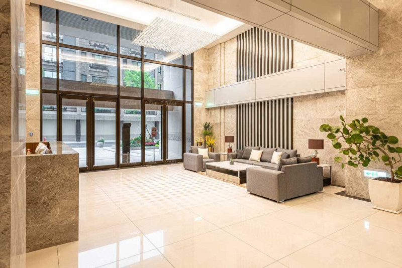 眼見為憑+真實體驗  自住客最愛”新成屋”